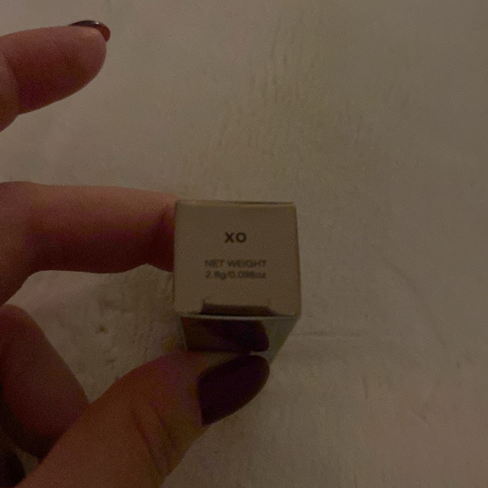 Mischo Beauty Sheer Lip Shine + Lip Balm in XO - Picture 4 of 5